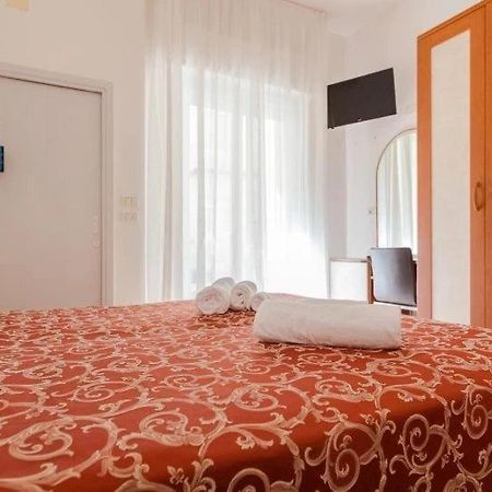 Hotel Ivana Misano Adriatico Exteriér fotografie