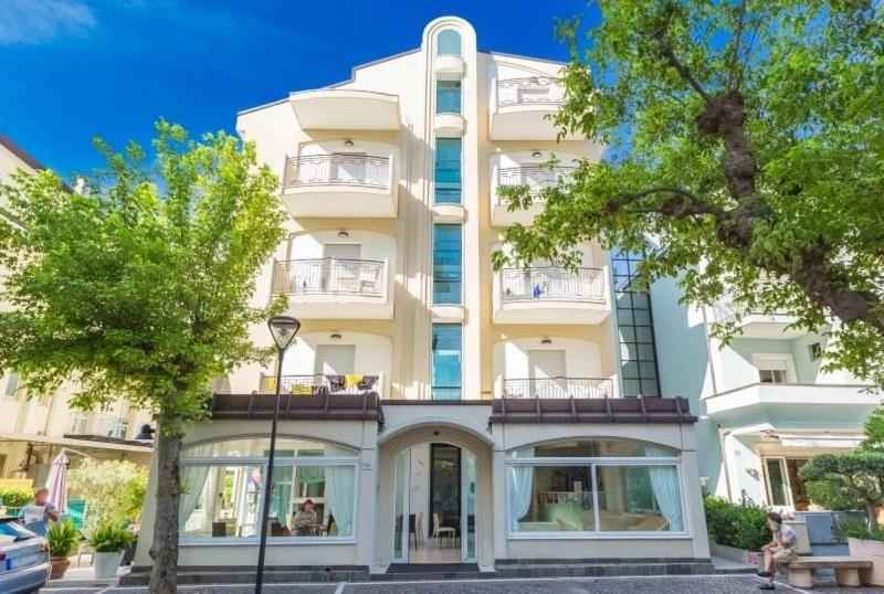 Hotel Ivana Misano Adriatico Exteriér fotografie