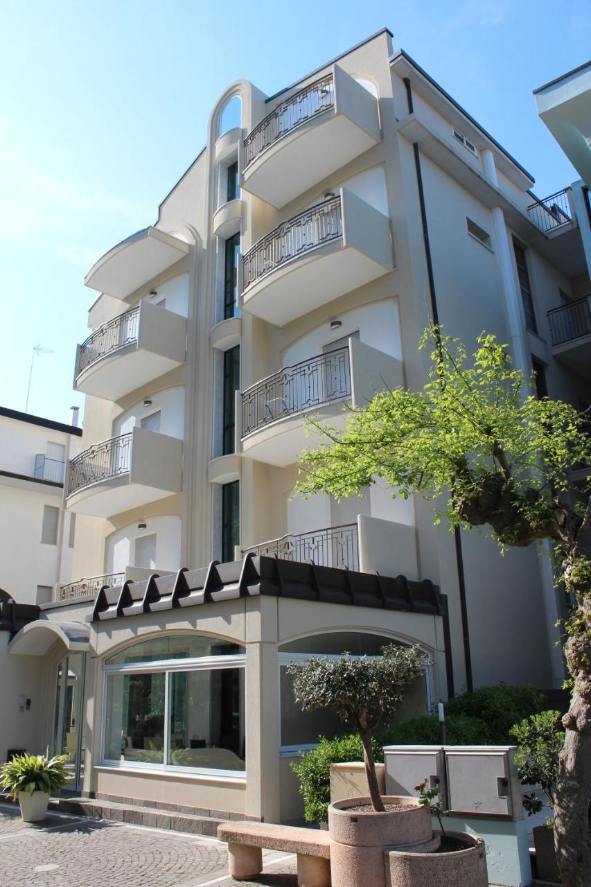 Hotel Ivana Misano Adriatico Exteriér fotografie